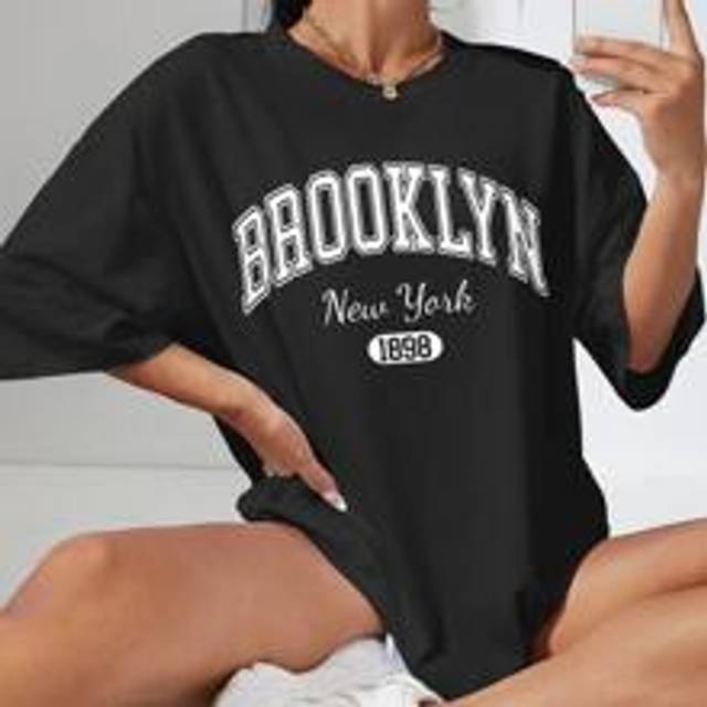 INAWLY Letter Graphic Drop Shoulder Oversized Tee Graphic Tees Women Tops, Unisex