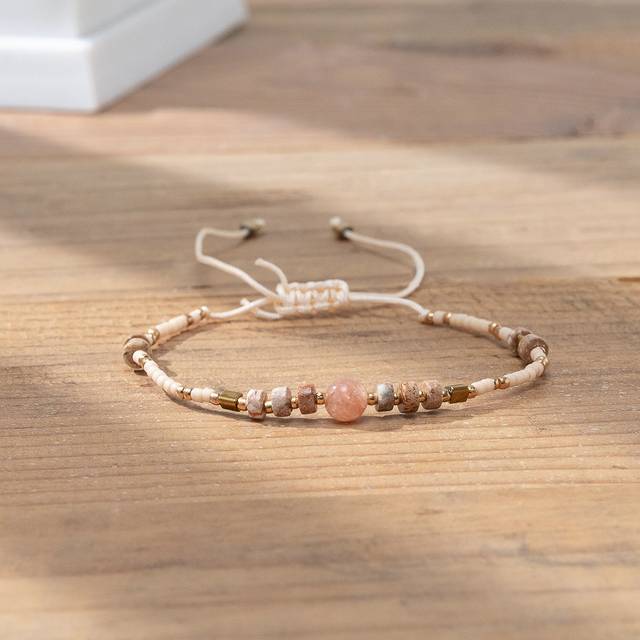 SHEIN 1pc Boho Style Carved Textured Beaded Adjustable Rope Natural Stone Bracelet, Lucky Stone Band