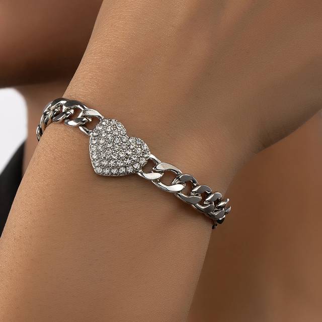 SHEIN Rhinestone Heart Decor Bracelet Valentines