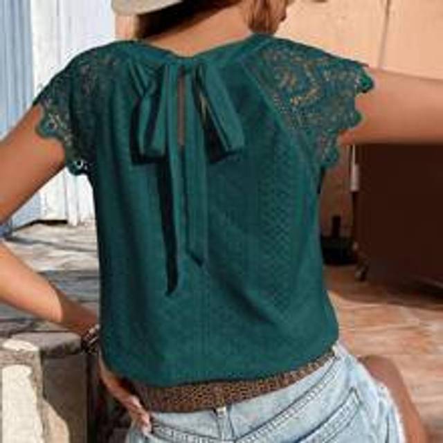 SHEIN Contrast Lace Tie Back Grain Fabric Blouse