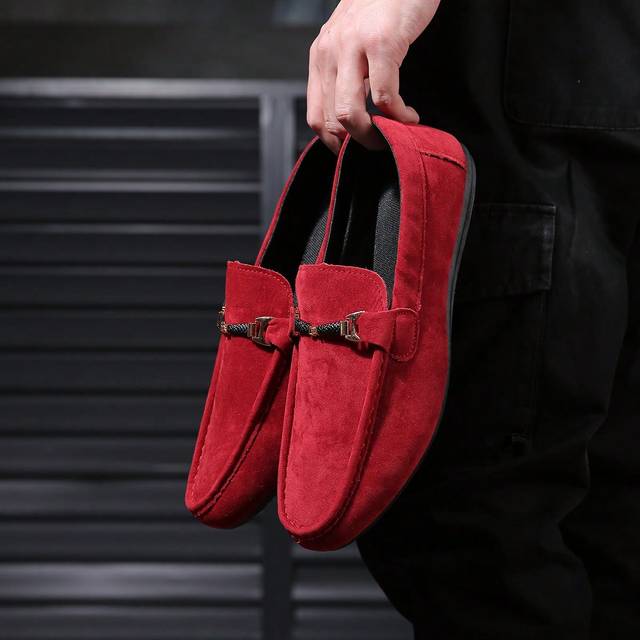 Lätta loafers med metallspänne och enfärgade män, mockasiner i kanvas för vardagsbruk - Röd (CN38,CN39,CN40,CN41,CN42,CN43,CN44,CN45,CN46,CN47,CN48)
