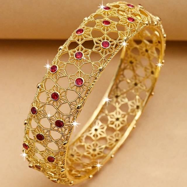 KKCOLA 1pc Fashionable Exaggerated Hollow Out Flower & Cubic Zirconia Buckle Bangle Valentines
