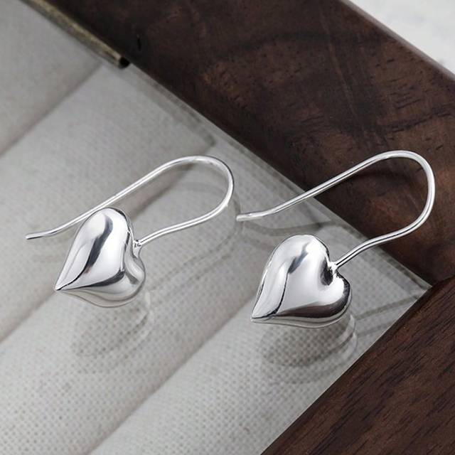 SHEIN Heart Decor Earrings Valentines,Mom,Mother,Mother&#39;s Day,Gift