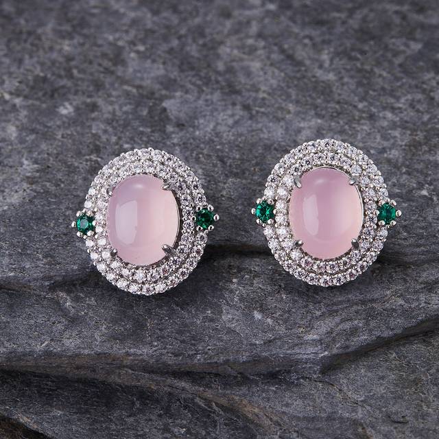 SHEIN Cubic Zirconia Decor Oval Design Stud Earrings