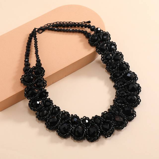 SHEIN 1pc Electroplated Black Aluminum Chain & Crystal Classic Elegant Bib Necklace For Women, Versatile For Formal Event, Party, Holiday Outfit, Great Gift