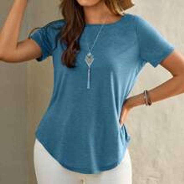 EMERY ROSE Solid Curved Hem Tee
