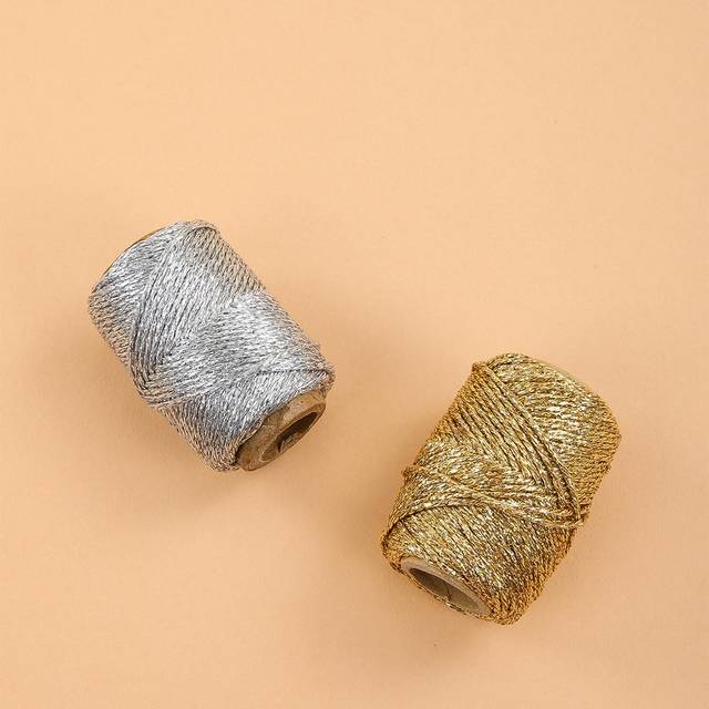 SHEIN 2 Skeins Metallic Hand Knitting Yarn