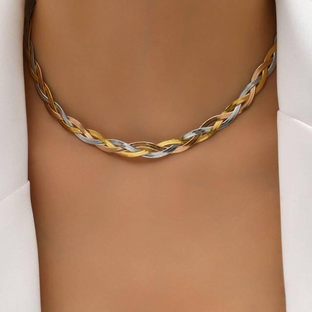 SHEIN 18k Gold Plated Stainless Steel Personalized Tricolor Necklace For Women, Suitable For Daily Wear And Festival Gifts Best Friend Gifts