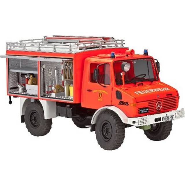 Mercedes Benz Unimog U1399 L TLF 8/18 Kit (1:24 Scale)