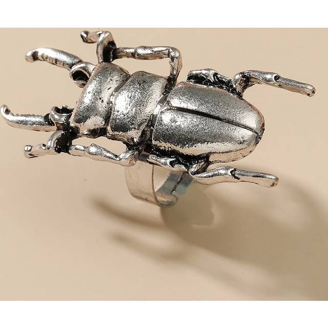 SHEIN Insect Decor Ring