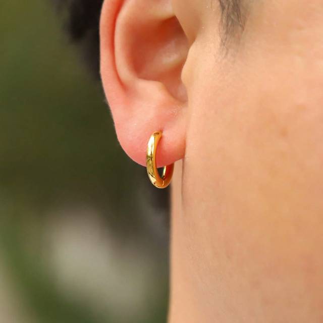 SHEIN Fashionable And Popular 1pair Men Minimalist Stainless Steel Round Hoop Earrings For Jewelry Gift And For A Stylish Look
