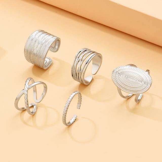 SHEIN 5Pcs/Set Elegant Vintage Geometric Textured Titanium Steel Rings For Women, Personalized Line Design Adjustable Stainless Steel Bands, 18K Gold Plated