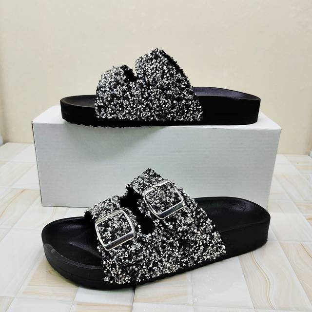 roulvxiang ROULVXIANG New Black Casual Slippers, Women Vacation Home Thick Bottom Diamond Slip-On Sandals, Fashion Thick Sole Ladies Beach Pool Slides