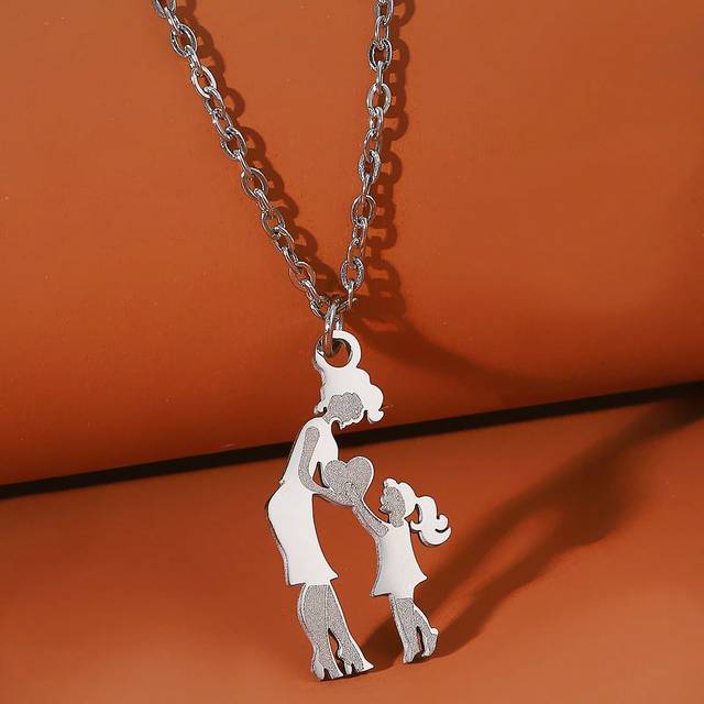 En enkel & mångsidig rostfritt stål mor & dotter hjärta hänge halsband, mors dag present till mamma alla hjärtans dag, mamma, mor, mors dag, present - Silver (En-Storlek)