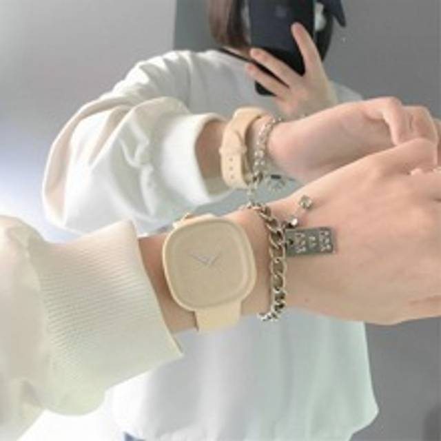 SHEIN 2pcs/Set High-Quality Cream Jelly Square Dial Quartz Watch & Bracelet For Students