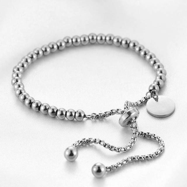SHEIN 1pc Minimalist Fashion Gold/silver Plated Stainless Steel Round Pendant Adjustable Beaded Bracelet With Engraving