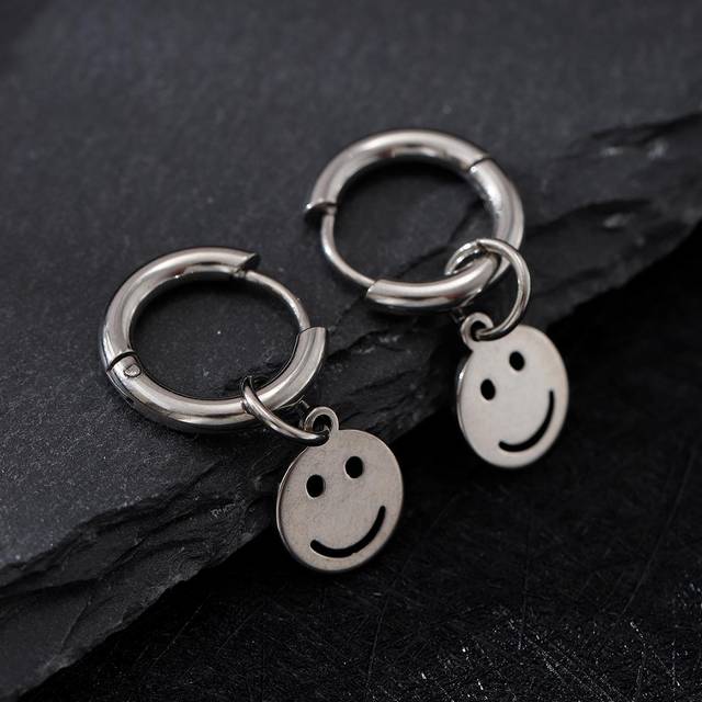 SHEIN 2pcs Simple and Fun Smiling Face Earrings as a Gift for Boyfriend
