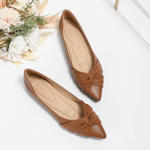 Twist Detalj Spetsig Tå Ballerina platta skor , Brunt Elegant Vriden Knut Enfärgad Ballerina platta skor För kvinnor (CN35,CN36,CN37,CN38,CN39,CN40,CN41,CN42,CN43)