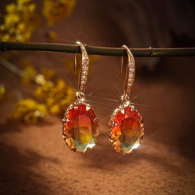 SHEIN 1pair Elegant Yellow Topaz Dangle Earrings With Inlaid , Casually Perfect Gift For Women