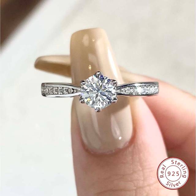 Newsoul 1PC Luxury Real 0.5CT Moissanite Rhinestone Rings For Women 925 Sterling Silver Wedding Engagement Eternal Promise Ring Fine Jewelry Anniversary Gift