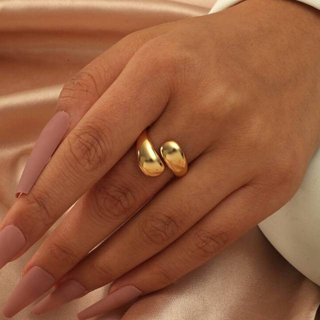 SHEIN 1pc Water Drop-Shaped Wrap Ring, Simple Open-Ended Ring For Women, Versatile