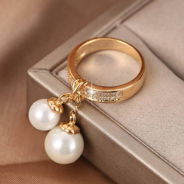 SHEIN 1pc Fashion Copper Cubic Zirconia Decor Faux Pearl Charm Ring For Women For Decoration Gift Party