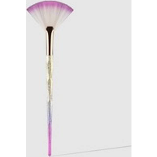 SHEIN 1pc Small Fan-Shaped Highlighter Brush With Diamond Handle
