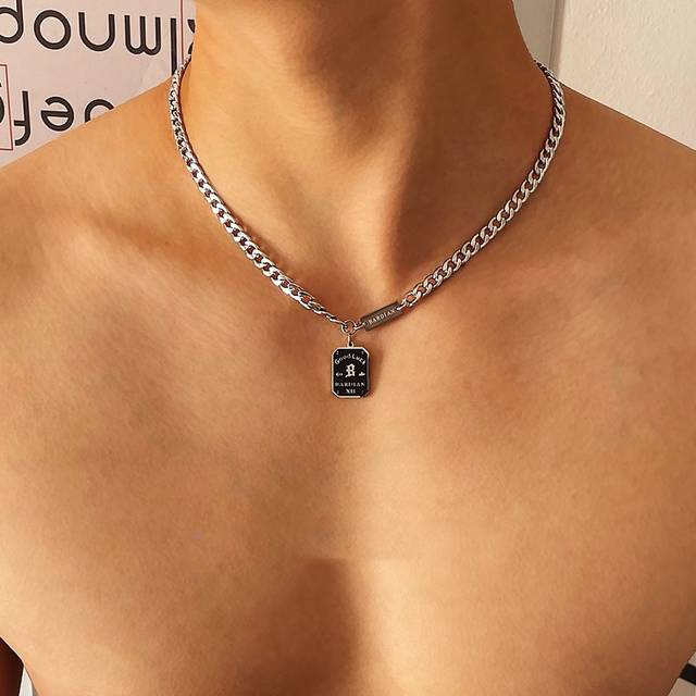 SHEIN 1pc Fashionable Men&#39;s Necklace, Vintage Style Male Clavicle Chain, Unique Pendant Men&#39;s Necklace