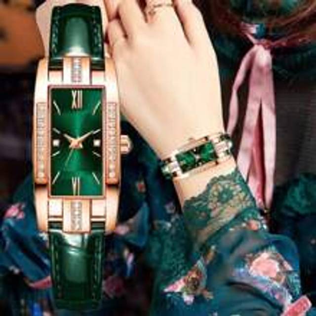 1st kvarts liten klocka med fyrkantiga romerska siffror Urtavla Vintage klänning Watch Rhinestone Armbandsur Holiday (En-Storlek)