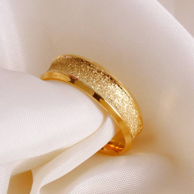 Fashionabla och populära minimalistiska ringörhängen i rostfritt stål för män för smycken och för en elegant look - Gult guld (7,9,11,6,8,10,12)