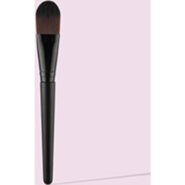 SHEIN 1pc Tongue-Shaped Foundation Brush And Mask Brush With Wooden Handle, Non-Shedding, For Liquid Makeup