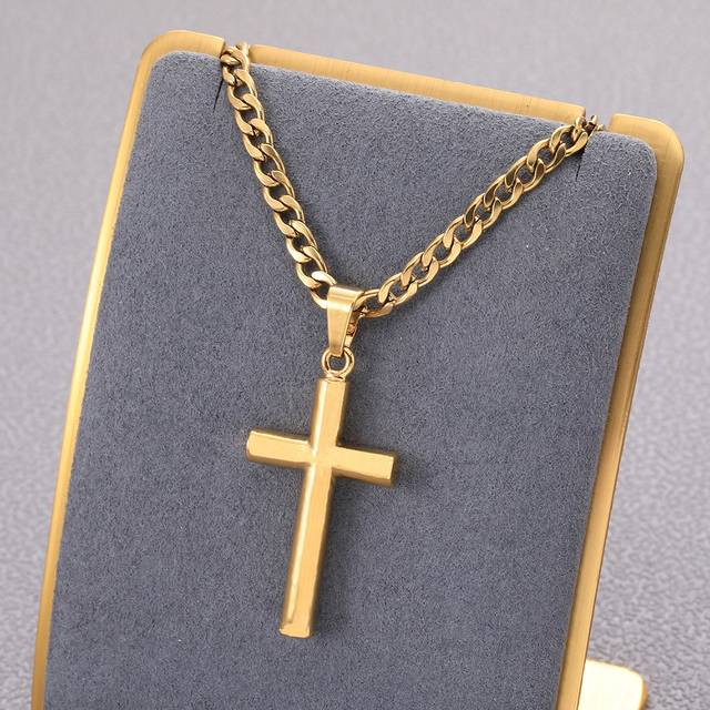 SHEIN Fashionable and Popular Men Cross Charm Necklace Stainless Steel for Jewelry Gift and for a Stylish Look