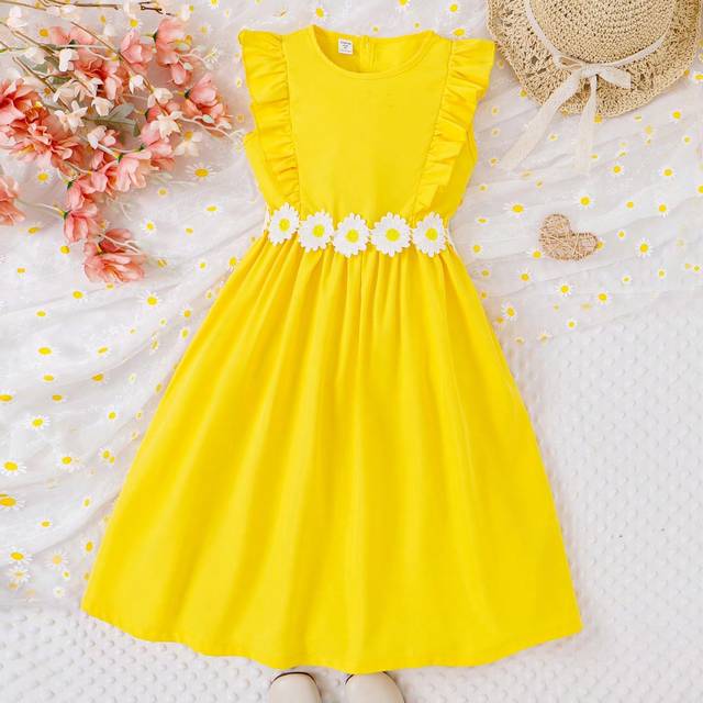 SHEIN Tween Girl Appliques Ruffle Trim Dress