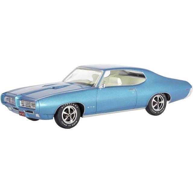 Level 4 Model Kit 1969 Pontiac GTO 2-in-1 Kit 1/24 Scale Model by Revell
