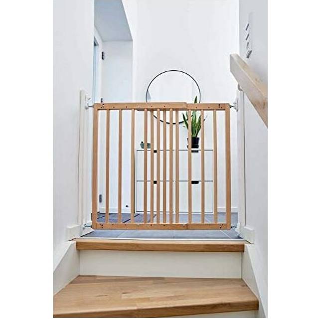 BabyDan Odense Extending Wooden (FSC Grade EU Beechwood) Safety and Stair Gate, brown, 60.5cm - 102cm