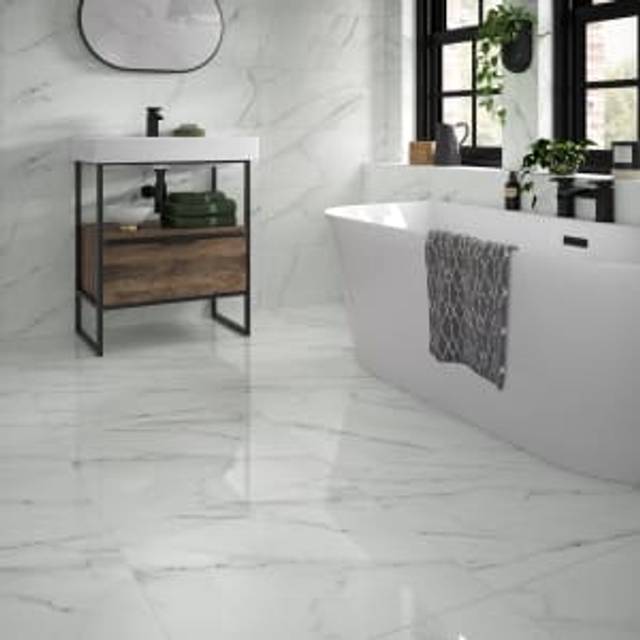 Wickes Calacatta Charm Polished Porcelain Wall & Floor Tile - 600 x 600mm - Whites