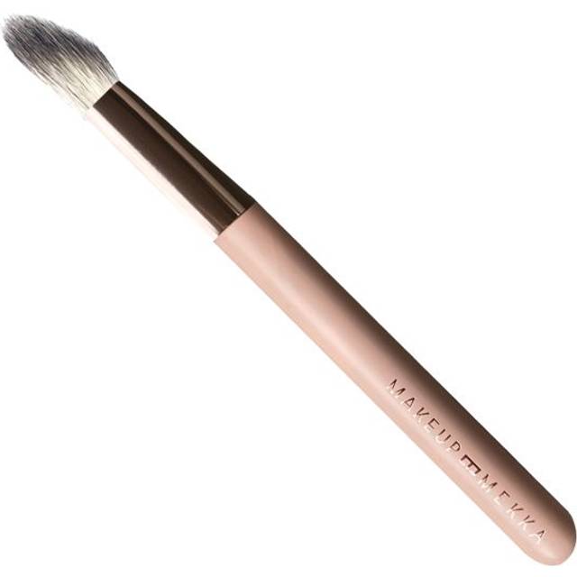Makeup Mekka Brightening Concealer Brush #330