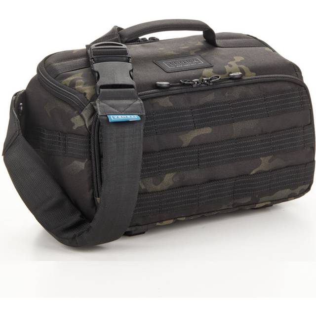 Axis v2 6L Sling Bag - Black