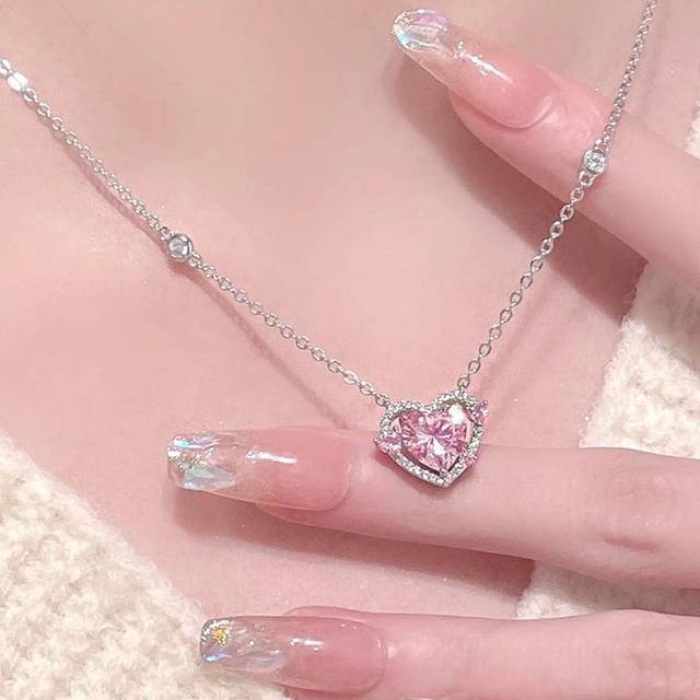 SHEIN 1pc Y2k Pink Rhinestone Heart Shaped Pendant Necklace For Vacation, Party, Date, Gift And Daily Wear Valentines,Mom,Mother,Mother&#39;s Day,Gift
