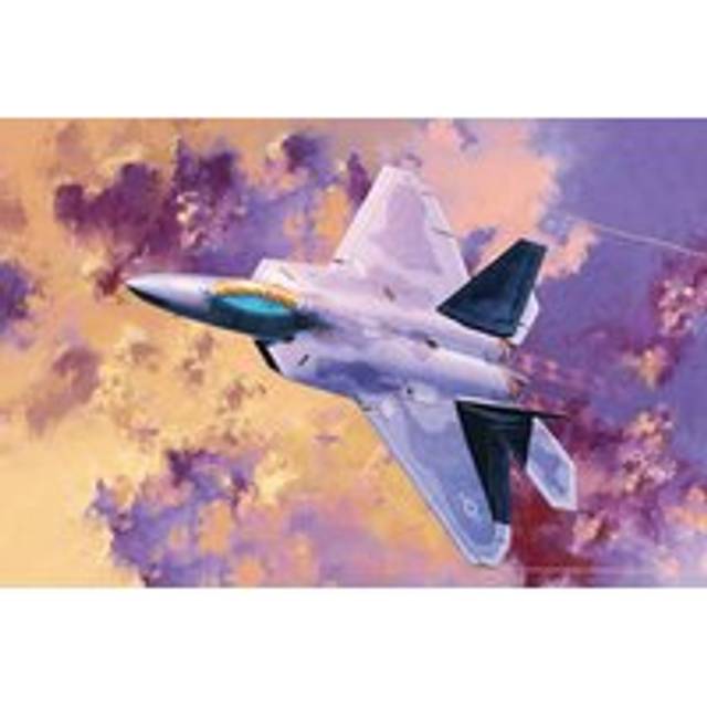 Academy 1/72 Scale US Air Force F-22A Raptor Fighter Model Kit - Grey