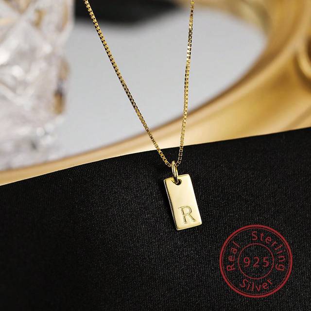 S925 Sterling silver Engelska Första Halsband Guldplätterat Halsband Delikat Guldig Initialer bricka namn Halsband Smycke Presenter (L,M,S,H,A,T,O,X,B,C,D,E,F,G,I,J,K,N,P,Q,R,U,V,W,Y,Z)
