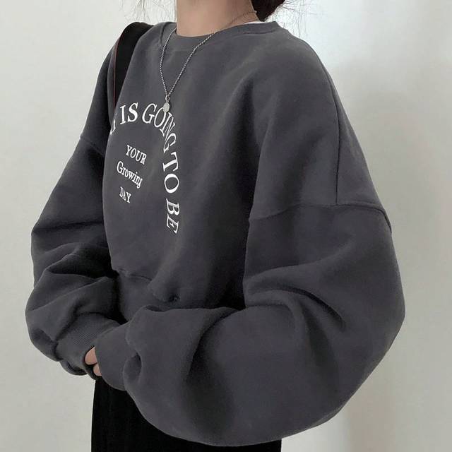 DAZY Letter Embroidered Drop Shoulder Crop Pullover,Long Sleeve Tops