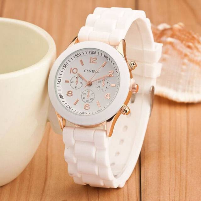 SHEIN 1pc Women&#39;s Fashionable Casual Silicone Quartz Wristwatch, Comfortable Strap Suitable For Daily Wear, Ideal Choice For Gift Giving