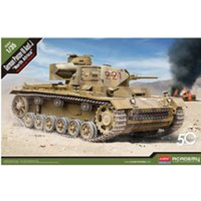 Academy 1/35 Scale German Panzer III Ausf J "North Africa" Model Kit - Tan