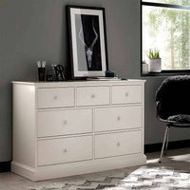 Bentley Designs Rigby White 3+4 Drawer Chest, White