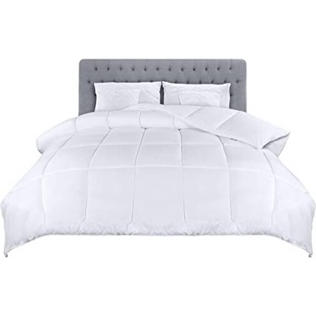 Utopia Bedding Lightweight 4.5 Tog Duvet with Corner Tabs - Microfiber Soft Summer Duvet - Box Stitched Down Alternative Quilt (King, White)