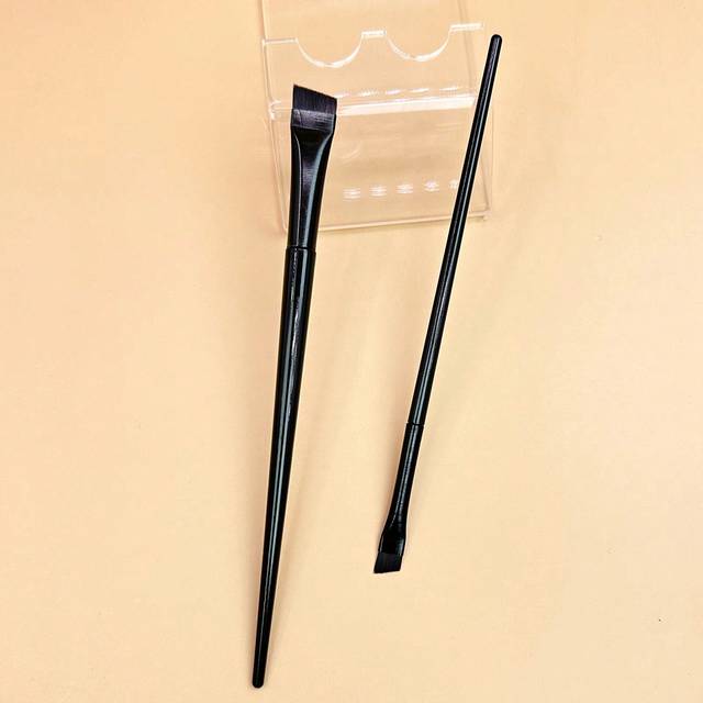 SHEIN Makeup Brush - Ultra Thin & Fine Blade Eyeliner Brush, Flat Head Angle Brow Brush, Eye Shadow, And Concealer Brush
