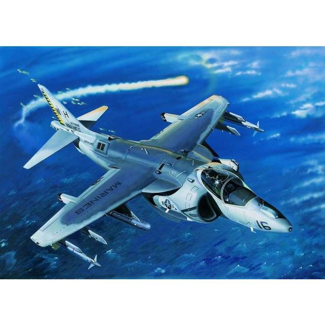 Tru02285 - Trumpeter 1:32 - Av-8b Harrier Ii Night Attack