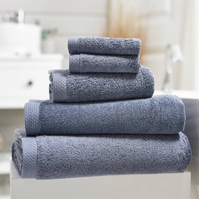 The Lyndon Co Egyptian Spa Bath Towel 700Gsm - Midnight