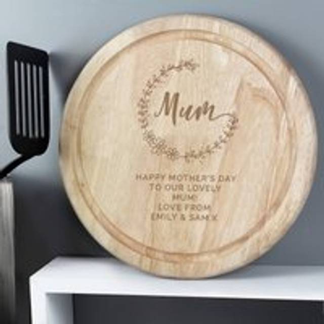 Personalised Mum Wooden Chopping Board - Natural